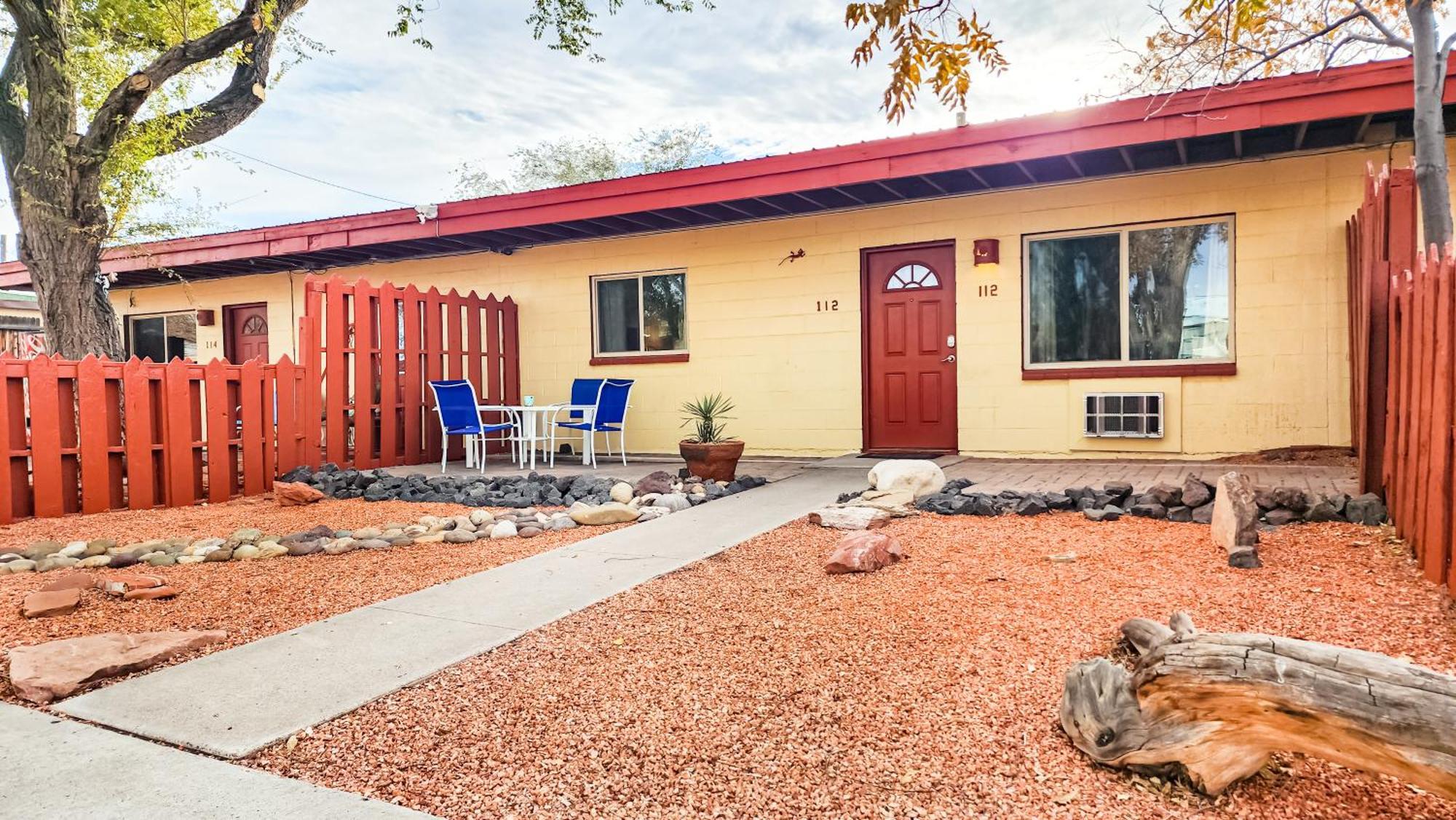 Red Rock Motel And Dam Motel Page Exterior foto